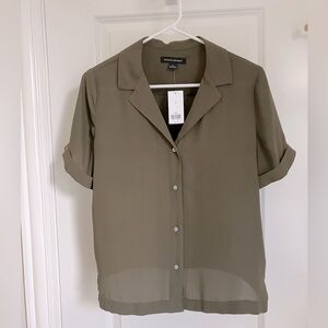 Banana Republic short sleeve collars button up blouse olive green small